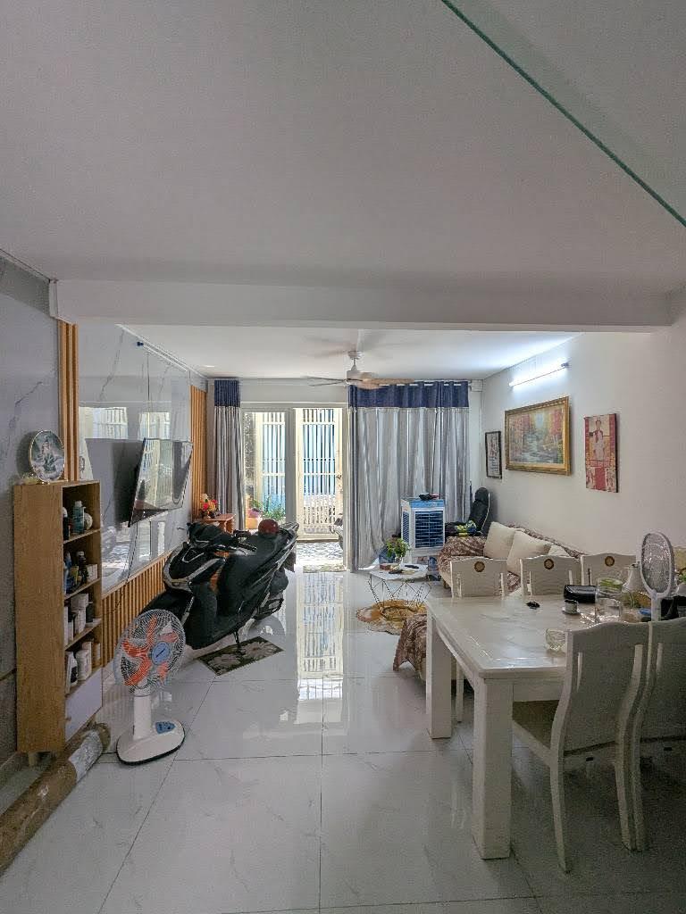Bán nhà Gò Vấp, hẻm xe hơi Nguyễn Văn Công, 44m², 3 tầng, 4PN, nhỉnh 5 tỷ TL - Ảnh 2